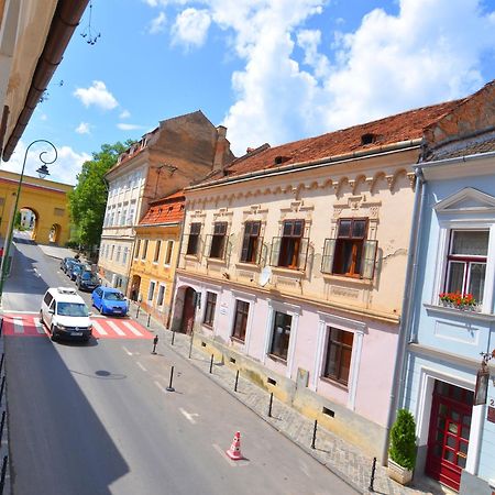 Charming Apartment - Heart Of Brasov Poarta Schei Exterior photo
